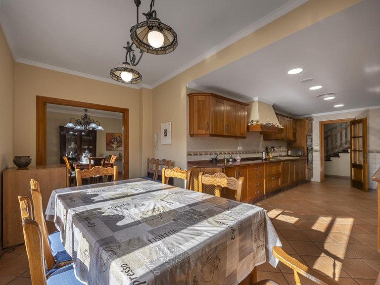 Villa for Sale in La Quinta, Malaga 37