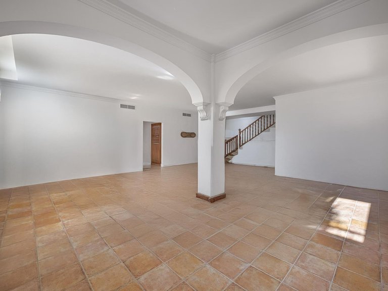 Villa for Sale in La Quinta, Malaga 61