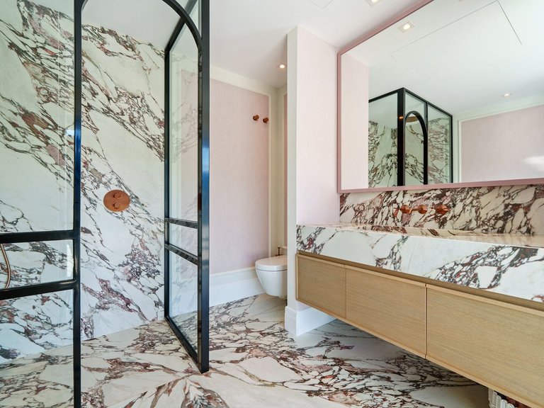Villa for Sale in Benahavís, Malaga 39