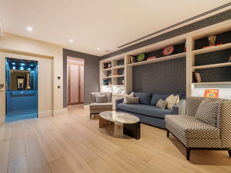 Villa for Sale in Benahavís, Malaga 45