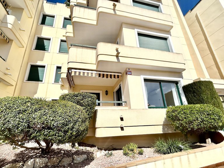 Apartment for Sale in Lomas De Campoamor, Alicante 25