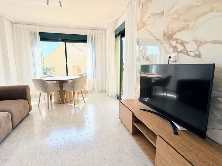 Apartment for Sale in Lomas De Campoamor, Alicante 5
