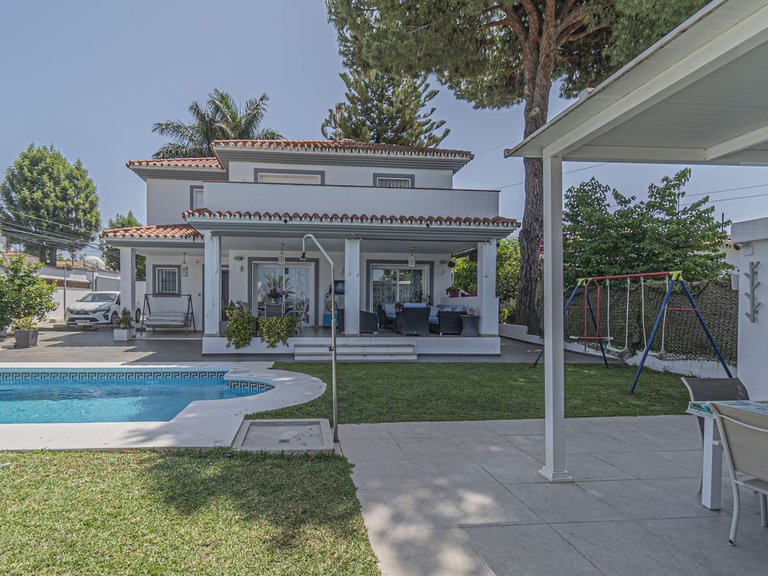 Villa for Sale in San Pedro De Alcántara, Malaga 13