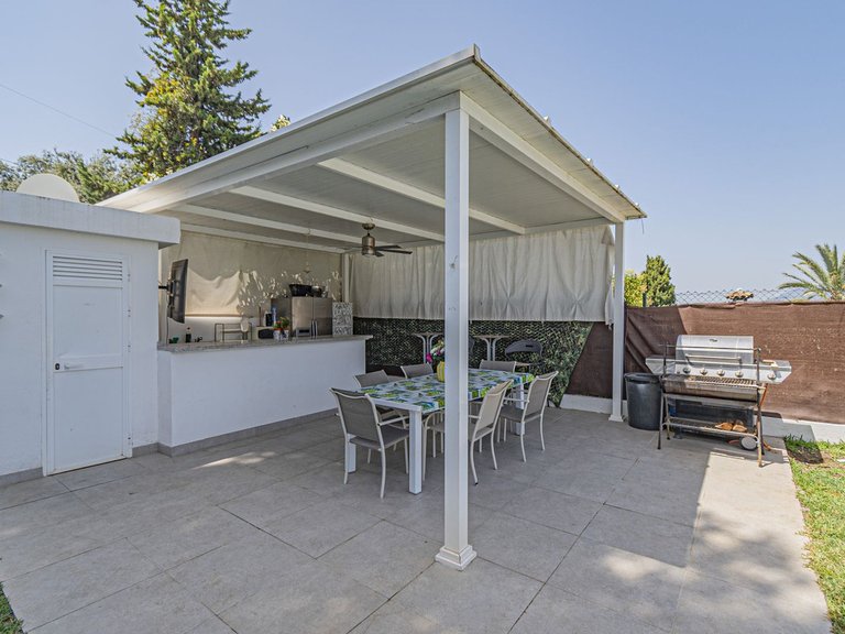 Villa for Sale in San Pedro De Alcántara, Malaga 25