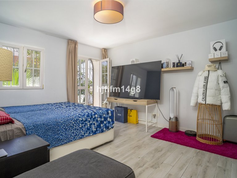 Villa for Sale in Nueva Andalucía, Malaga 17