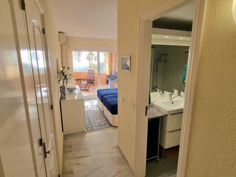Apartment for Sale in Calahonda, Malaga 16