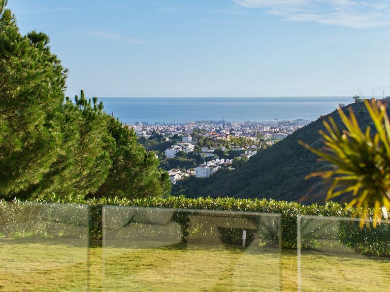 Villa for Sale in Benahavís, Malaga 22