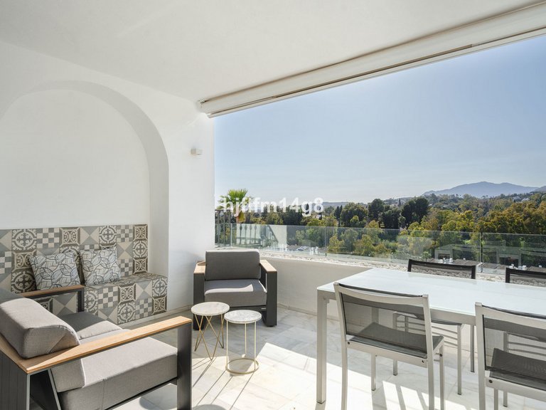 Apartment for Sale in Benahavís, Malaga 1