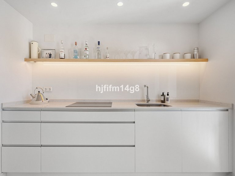 Apartment for Sale in Benahavís, Malaga 12