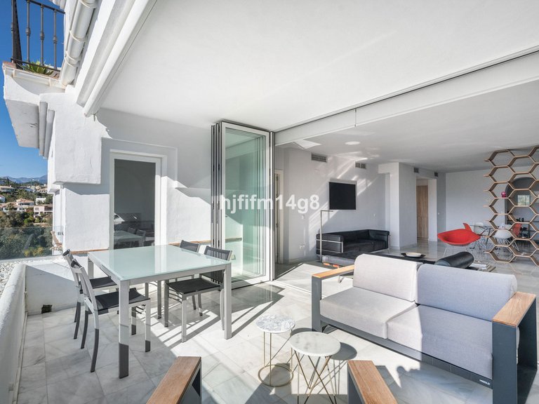 Apartment for Sale in Benahavís, Malaga 4