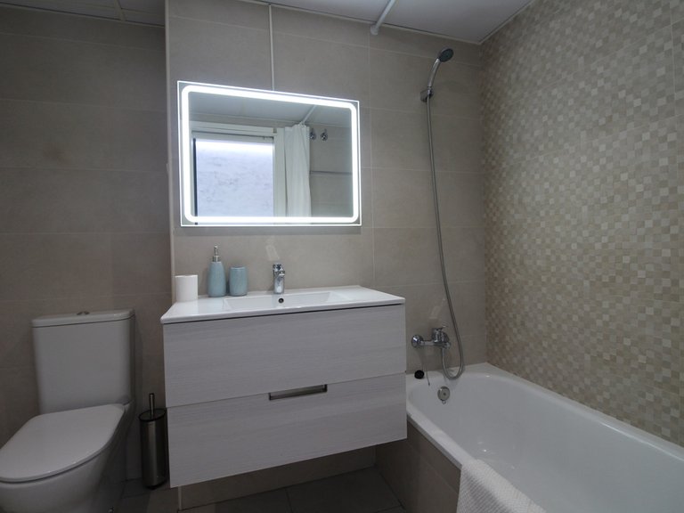 Apartment for Sale in Nueva Andalucía, Malaga 9