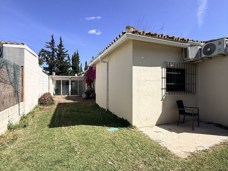 Villa for Sale in Bel Air, Malaga 29