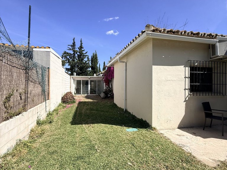 Villa for Sale in Bel Air, Malaga 30
