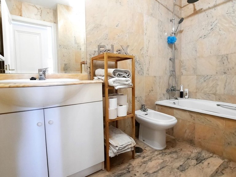Apartment for Sale in Fuengirola, Malaga 11