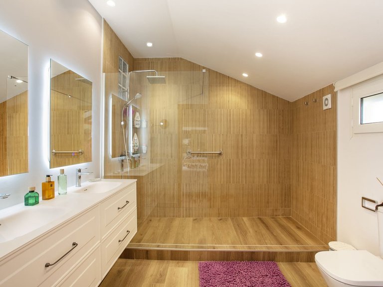 Villa for Sale in Benalmadena, Malaga 21