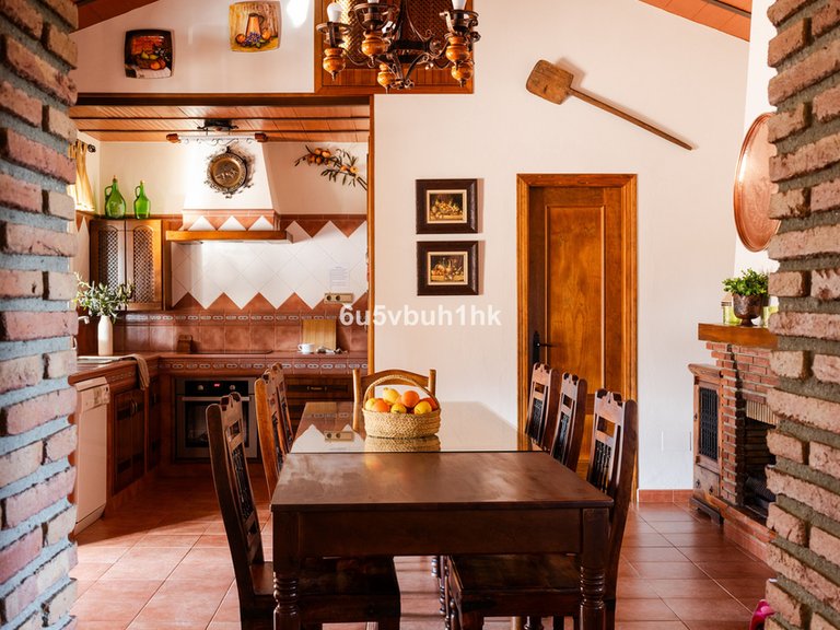 Villa for Sale in Alhaurín El Grande, Malaga 15