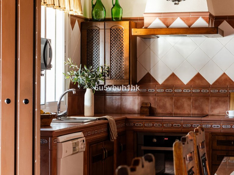 Villa for Sale in Alhaurín El Grande, Malaga 16