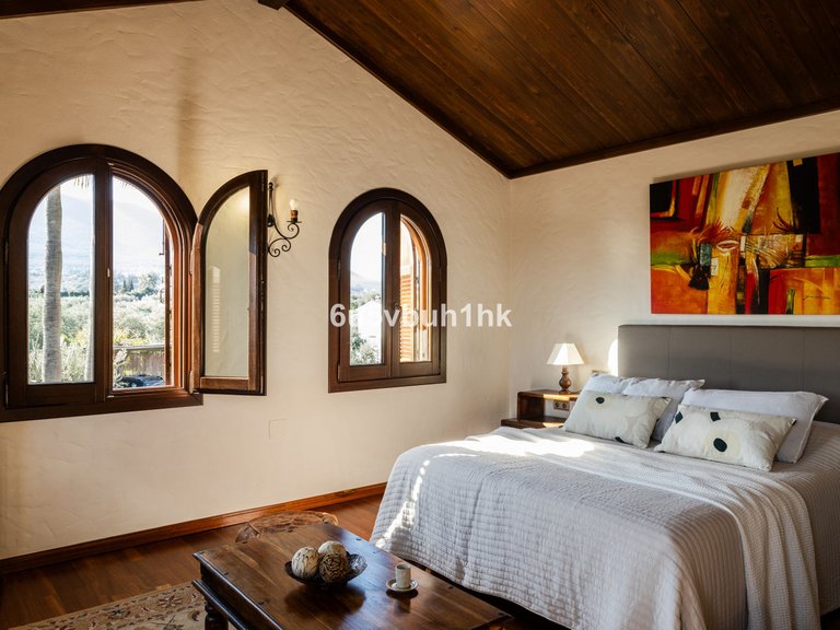 Villa for Sale in Alhaurín El Grande, Malaga 26