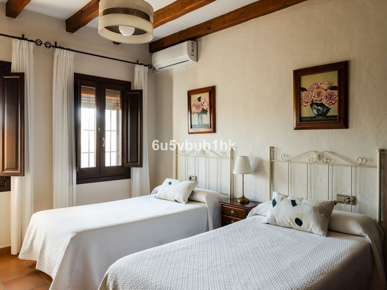Villa for Sale in Alhaurín El Grande, Malaga 29