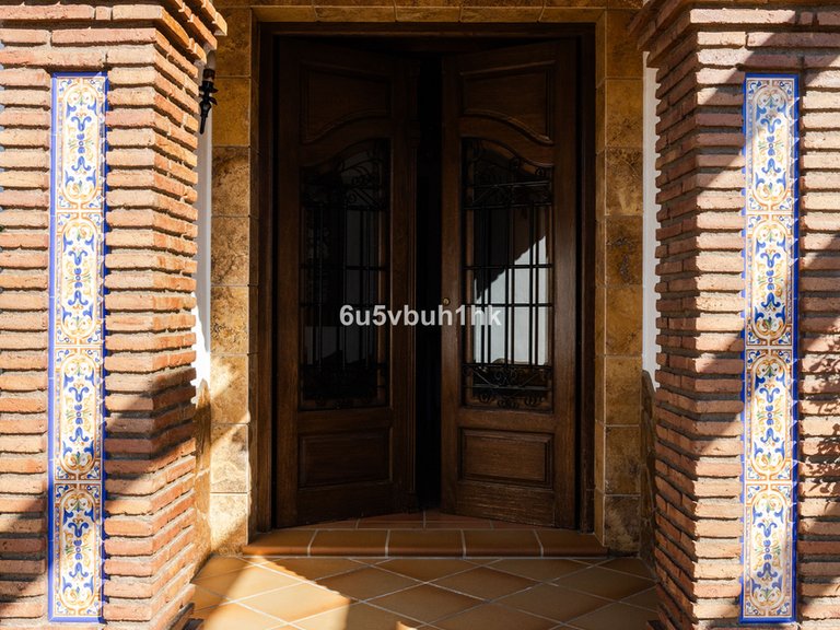 Villa for Sale in Alhaurín El Grande, Malaga 34