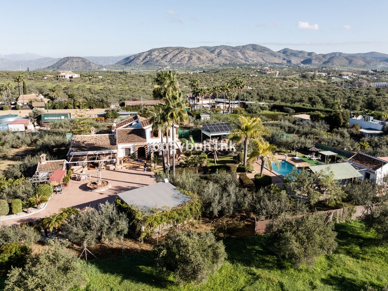 Villa for Sale in Alhaurín El Grande, Malaga 42