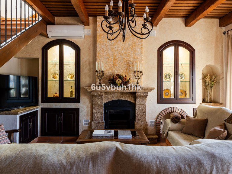 Villa for Sale in Alhaurín El Grande, Malaga 5