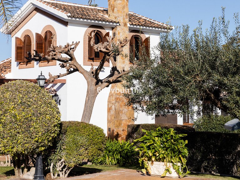 Villa for Sale in Alhaurín El Grande, Malaga 7