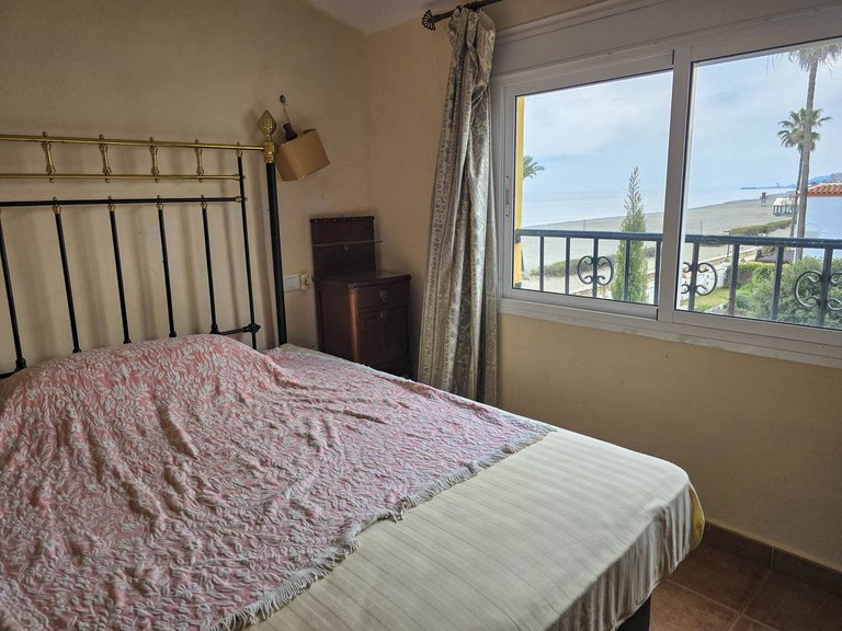 Villa for Sale in Casares Playa, Malaga 9