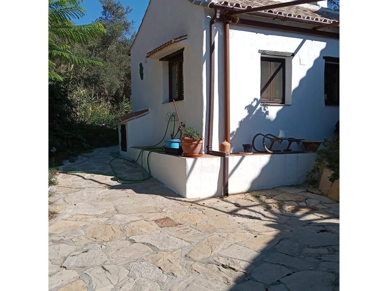 Villa for Sale in Casares, Malaga 3