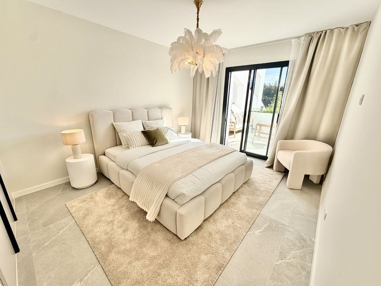 Apartment for Sale in La Quinta, Malaga 11