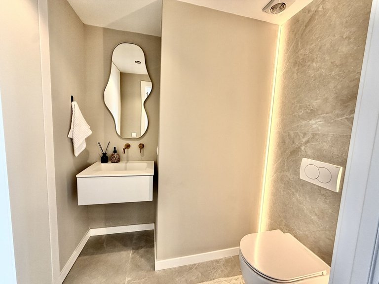 Apartment for Sale in La Quinta, Malaga 15