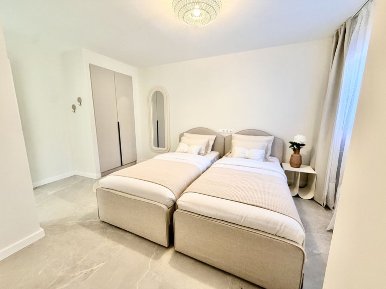 Apartment for Sale in La Quinta, Malaga 16