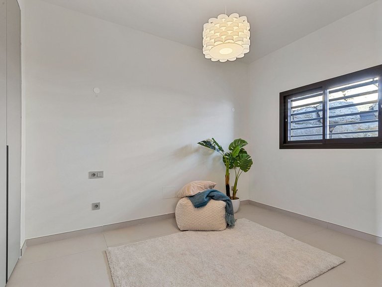 Apartment for Sale in Fuengirola, Malaga 25