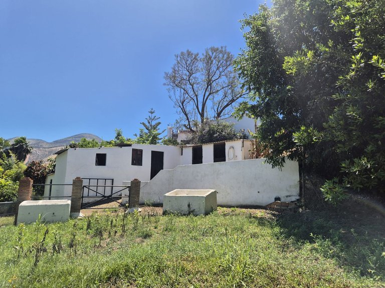 Villa for Sale in Alhaurín El Grande, Malaga 35