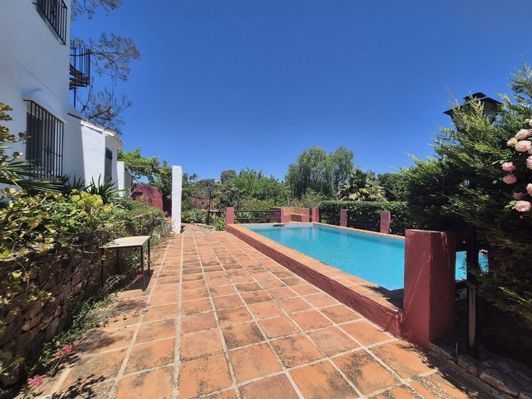Villa for Sale in Alhaurín El Grande, Malaga 44