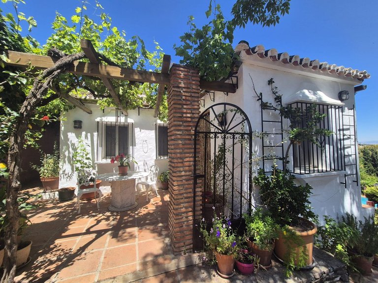 Villa for Sale in Alhaurín El Grande, Malaga 47