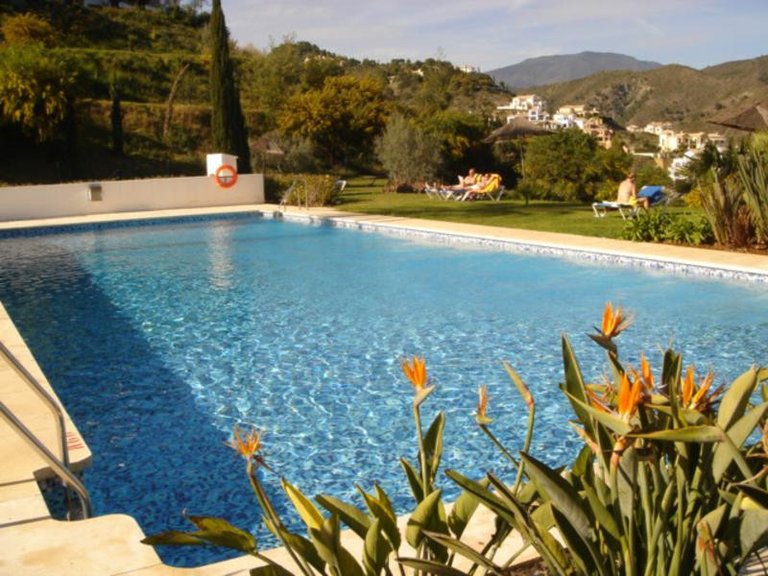 Apartment for Sale in La Quinta, Malaga 4