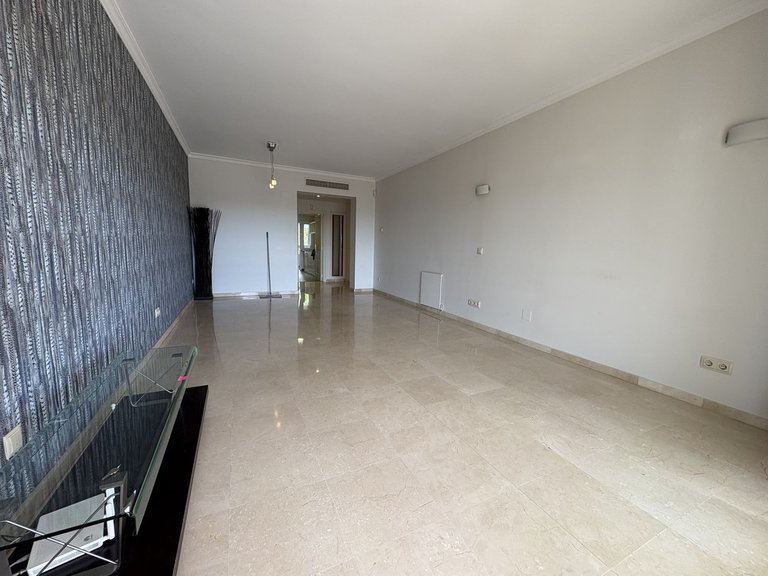 Apartment for Sale in La Quinta, Malaga 7