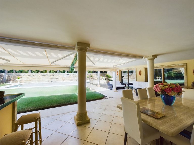 Villa for Sale in Nueva Andalucía, Malaga 42