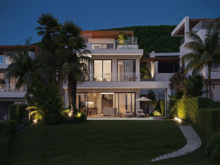 Villa for Sale in Casares Playa, Malaga 11