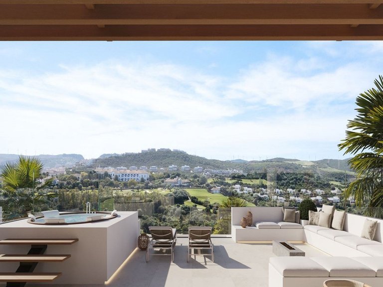 Villa for Sale in Casares Playa, Malaga 9