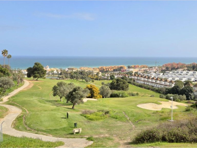 Apartment for Sale in La Duquesa, Malaga 18
