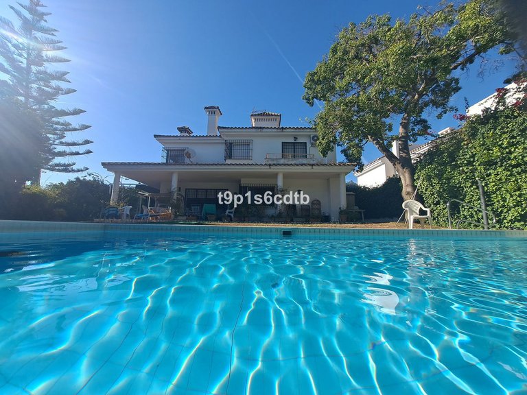 Villa for Sale in Marbella, Malaga 1