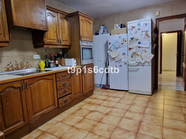Villa for Sale in Marbella, Malaga 14