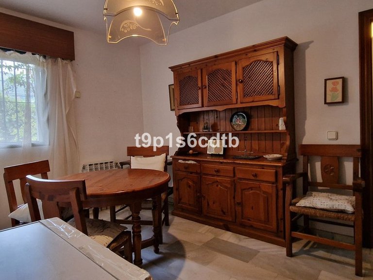 Villa for Sale in Marbella, Malaga 16