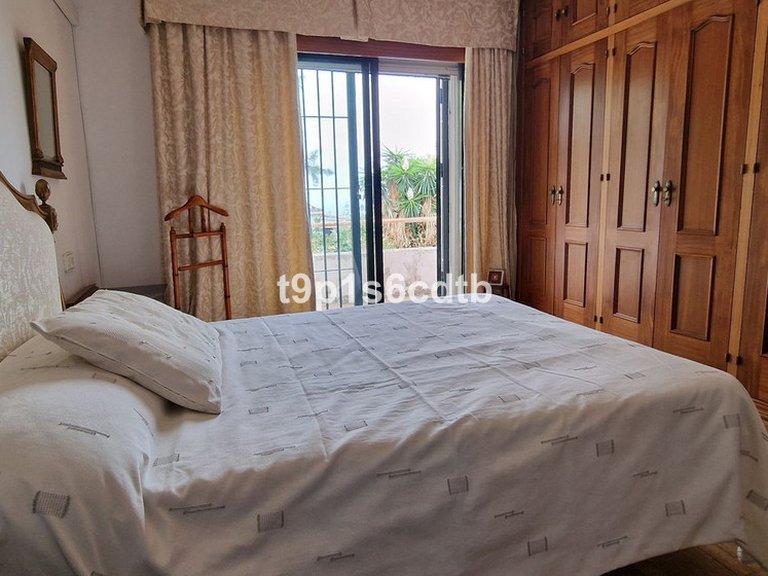 Villa for Sale in Marbella, Malaga 20