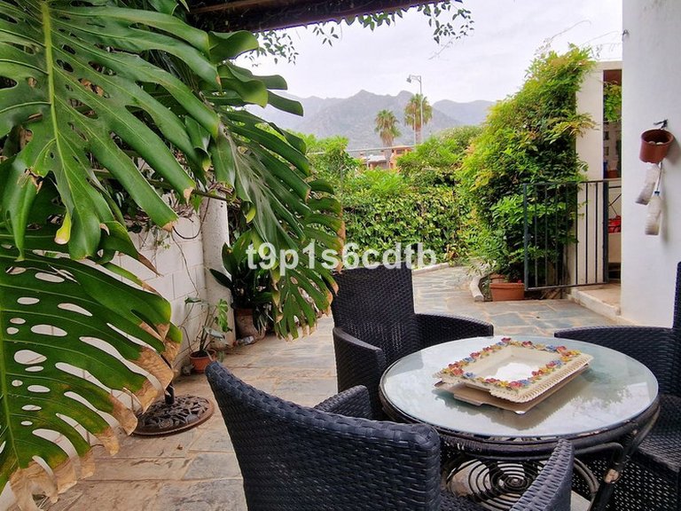 Villa for Sale in Marbella, Malaga 5