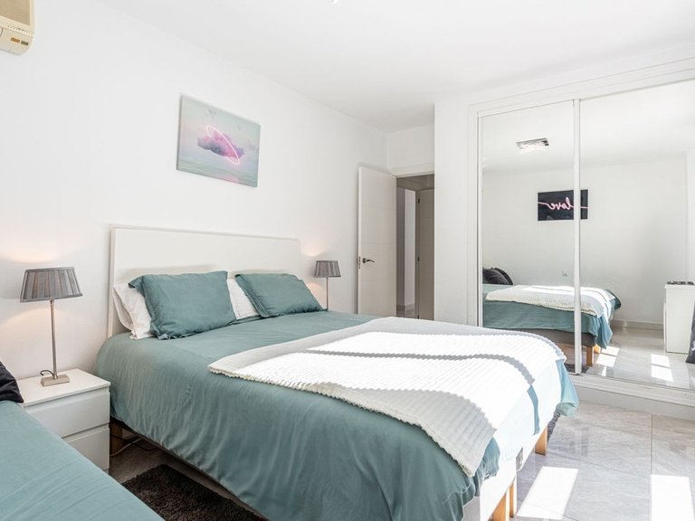 Apartment for Sale in Nueva Andalucía, Malaga 14