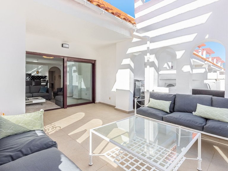 Apartment for Sale in Nueva Andalucía, Malaga 19