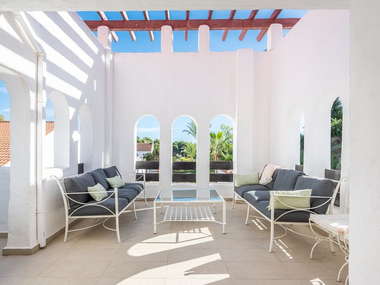 Apartment for Sale in Nueva Andalucía, Malaga 3